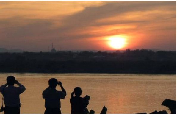 Bài dự thi tìm hiểu lịch sử quan hệ đặc biệt Việt Nam - Lào, Lào - Việt Nam