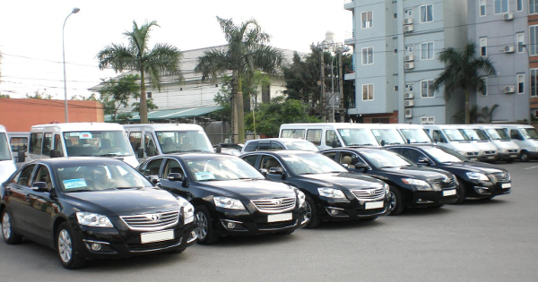 Bộ trưởng, chủ tịch tỉnh được sử dụng xe công bao nhiêu tiền?