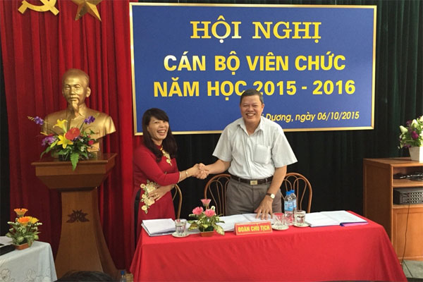 Điều kiện áp dụng hình thức xử lý kỷ luật khiển trách đối với viên chức?