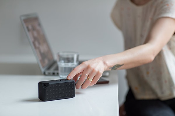Loa Bluetooth là gì? Các hãng loa bluetooth chất lượng cao