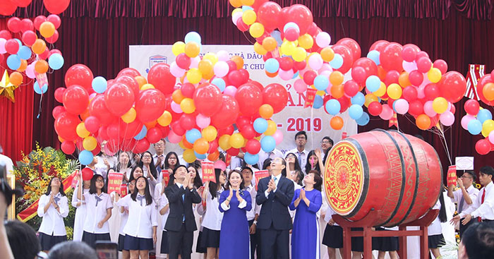 Lời bài hát Uớc mơ ngày khai trường