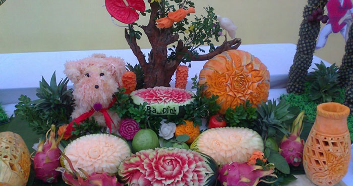 Lời bình mâm cỗ trung thu