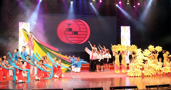 Mẫu giấy phép cho cá nhân là người Việt Nam định cư ở nước ngoài biểu diễn nghệ thuật