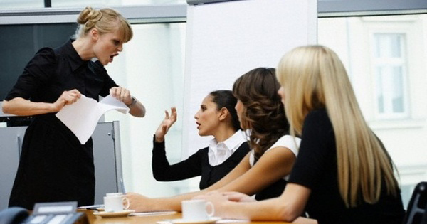 Từ 1/7, sa thải người lao động trái luật có thể bị phạt tù đến 3 năm