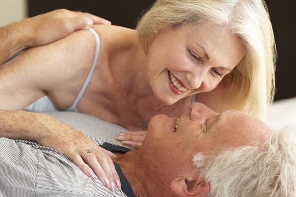 Những câu nói, những bài thơ chế hay, hài hước về tình yêu