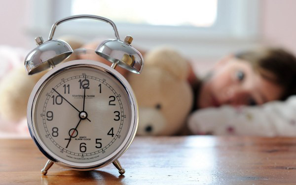 Tả chiếc đồng hồ báo thức