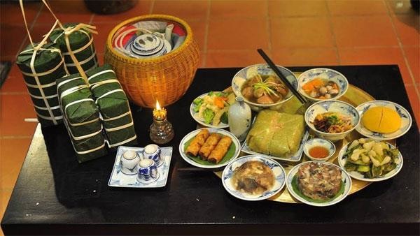 Mâm cỗ cúng giao thừa miền Trung